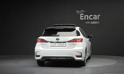 Lexus CT200h 2016, 97662 км, за 14800000 KRW