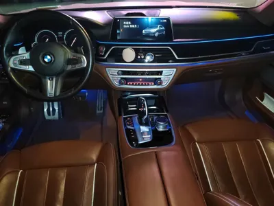 BMW 7 Series 2018, 51400 км, за 280042.34 CNY - фото 10