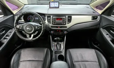 Kia Carens 2014, 129197 км, за 8300000 KRW - фото 7