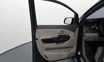 Kia Canival 2018, 128125 км, за 12400000 KRW - фото 24