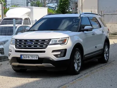 Ford Explorer 2017, 116577 км, за 12500000 KRW