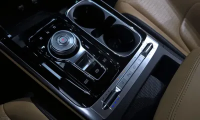 Kia Canival 2021, 48479 км, за 27890000 KRW - фото 9