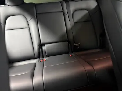 Tesla Model Y 2021, 100000 км, за 146800 CNY - фото 8