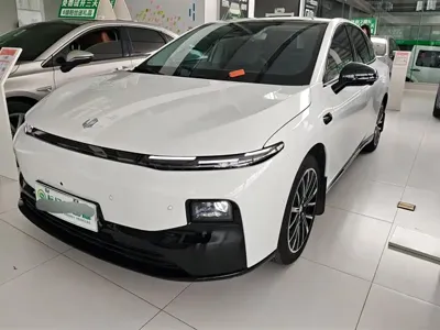 Leapmotor 零跑B01 · 2025 год