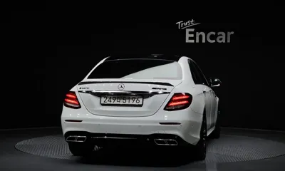 Mercedes-Benz E-Class 2018, 121335 км, за 29900000 KRW