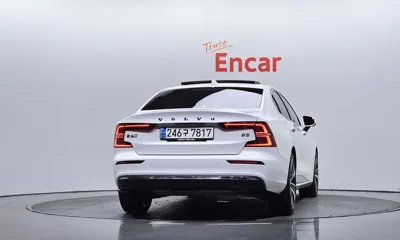 Volvo S60 2024, 35949 км, за 39400000 KRW