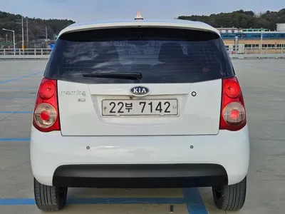 Kia Morning 2009, 177761 км, за 2300000 KRW