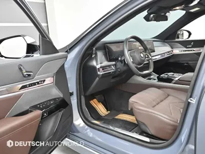 BMW 7-Series 2023, 55800 км, за 96900000 KRW - фото 11