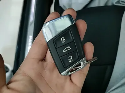 Volkswagen Passat 2022, 59000 км, за 107200 CNY - фото 9