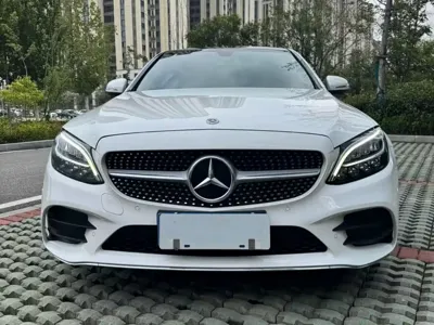 Mercedes-Benz C-Class 2019, 50000 км, за 138000 CNY - фото 2