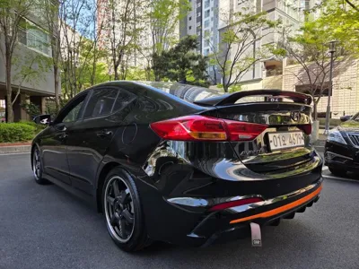 Hyundai Avante 2018, 160816 км, за 6790000 KRW - фото 9