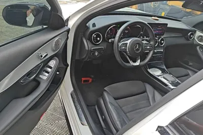 Mercedes-Benz C-Class 2019, 77700 км, за 113730.27 CNY - фото 18