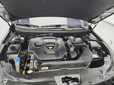 Hyundai Sonata 2015, 201181 км, за 3300000 KRW - фото 6