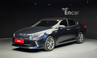 Kia K5 · 2016 год