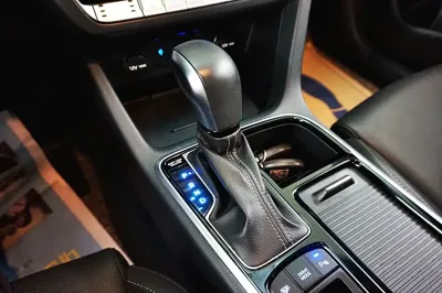 Hyundai Sonata 2018, 142987 км, за 10990000 KRW - фото 13