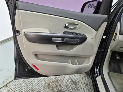 Kia Canival 2017, 127524 км, за 9000000 KRW - фото 18