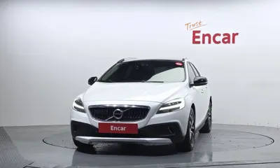 Volvo V40 2019, 211949 км, за 7200000 KRW