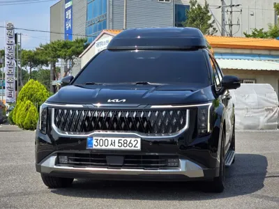 Kia Canival · 2025 год