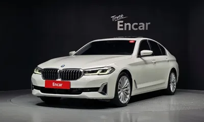 BMW 5-Series · 2023 год