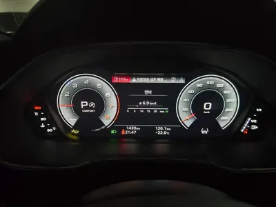 Audi Q3 2026, 1439 км, за 55380000 KRW - фото 6