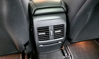 Mercedes-Benz GLA-Class 2019, 139639 км, за 15200000 KRW - фото 19