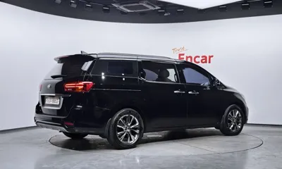 Kia Canival 2019, 106668 км, за 11800000 KRW - фото 2