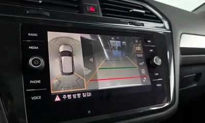 Volkswagen Tiguan 2018, 128135 км, за 19000000 KRW - фото 15