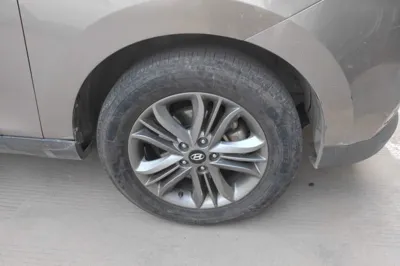 Hyundai ix35 2013, 165700 км, за 26403.31 CNY - фото 8