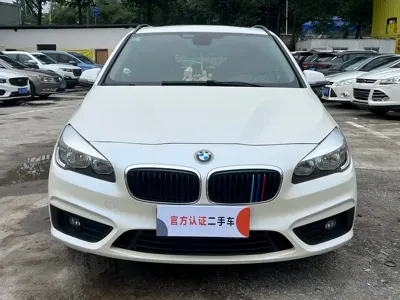 BMW 2 Series Active Tourer 2017, 90000 км, за 37800 CNY