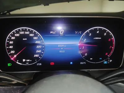 Mercedes-Benz GLC 2024, 8500 км, за 299771.46 CNY - фото 12
