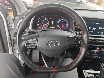 Hyundai Elantra 2019, 92800 км, за 41000 CNY - фото 11