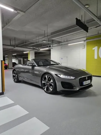Jaguar F-Type · 2023 год