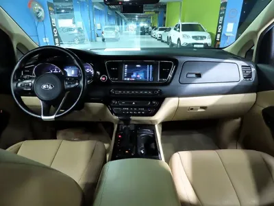 Kia Canival 2017, 272397 км, за 6500000 KRW - фото 5
