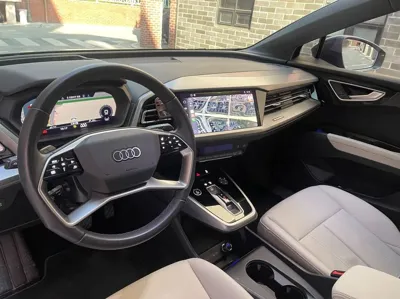 Audi Q4 e-tron 2022, 16900 км, за 41000000 KRW - фото 6
