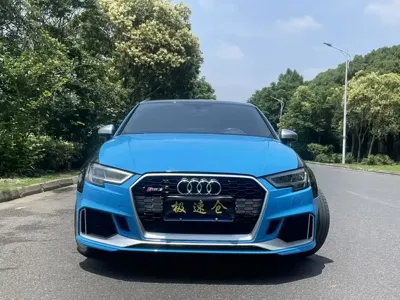Audi RS 3 2018, 82000 км, за 175000 CNY