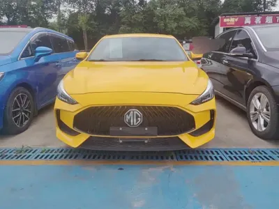 MG MG5 2021, 45900 км, за 35800 CNY