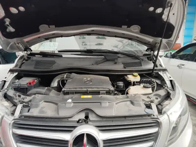 Mercedes-Benz V-Class 2017, 159000 км, за 136671.69 CNY - фото 19