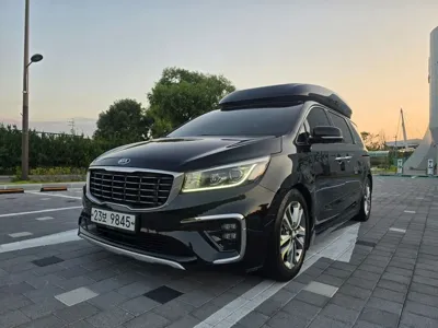 Kia Canival · 2019 год