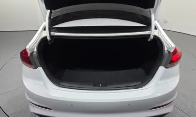 Hyundai Avante 2018, 117839 км, за 9900000 KRW - фото 16