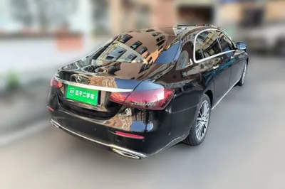 Mercedes-Benz E-Class 2023, 79800 км, за 244808.47 CNY - фото 6