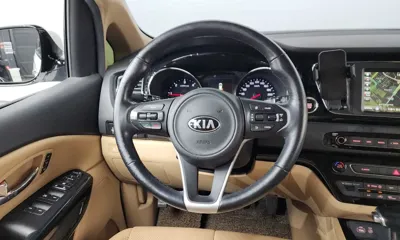 Kia Canival 2017, 117121 км, за 12500000 KRW - фото 15