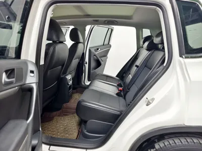 Volkswagen Tiguan 2016, 127200 км, за 52795.1 CNY - фото 35