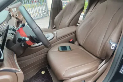 Mercedes-Benz E-Class 2019, 135100 км, за 182702.22 CNY - фото 16