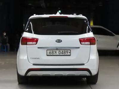 Kia Canival 2017, 194282 км, за 9000000 KRW