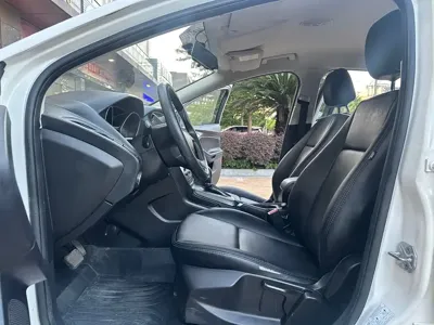 Ford Focus 2015, 140000 км, за 17500 CNY