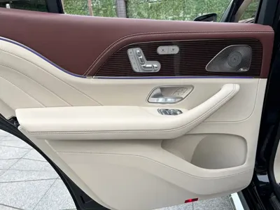Mercedes-Benz GLS 2021, 58000 км, за 868000 CNY - фото 17