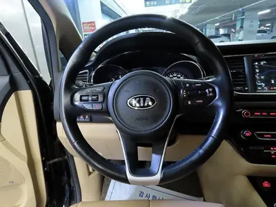 Kia Canival 2018, 143377 км, за 14900000 KRW - фото 8