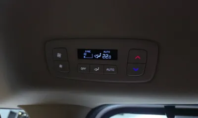 Kia Canival 2023, 36490 км, за 29200000 KRW - фото 32