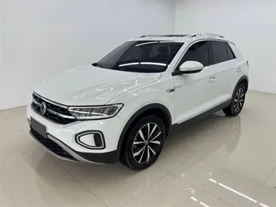 Volkswagen T-Roc · 2023 год