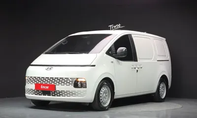 Hyundai Staria · 2022 год